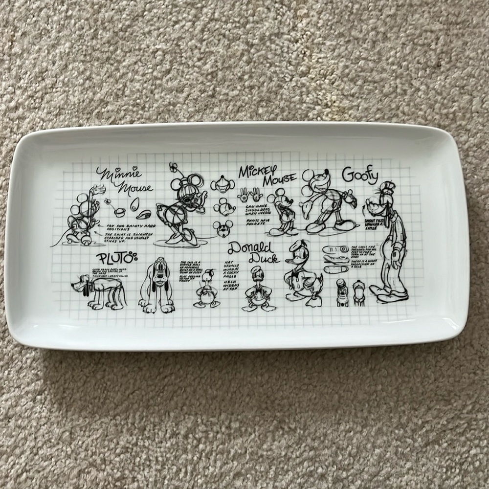 🆕 Disney Serving Dish